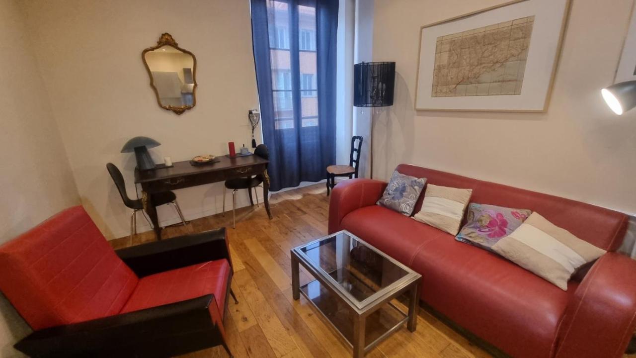 Appartement En Plein Coeur De Vieille Nice Exteriör bild