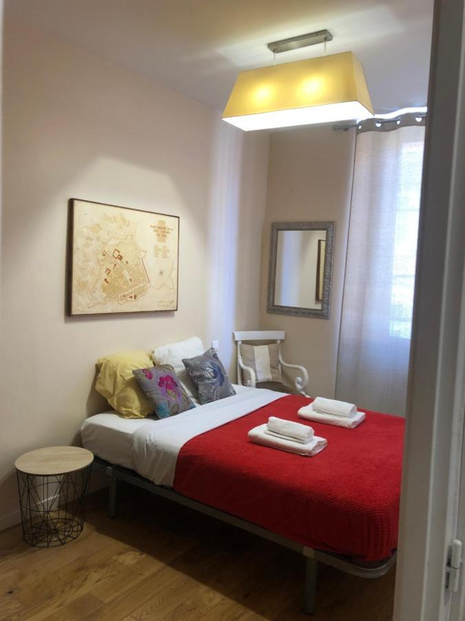 Appartement En Plein Coeur De Vieille Nice Exteriör bild
